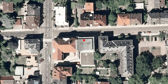 Luftaufnahme der Stadt Landau mit dem Dienstgebäude